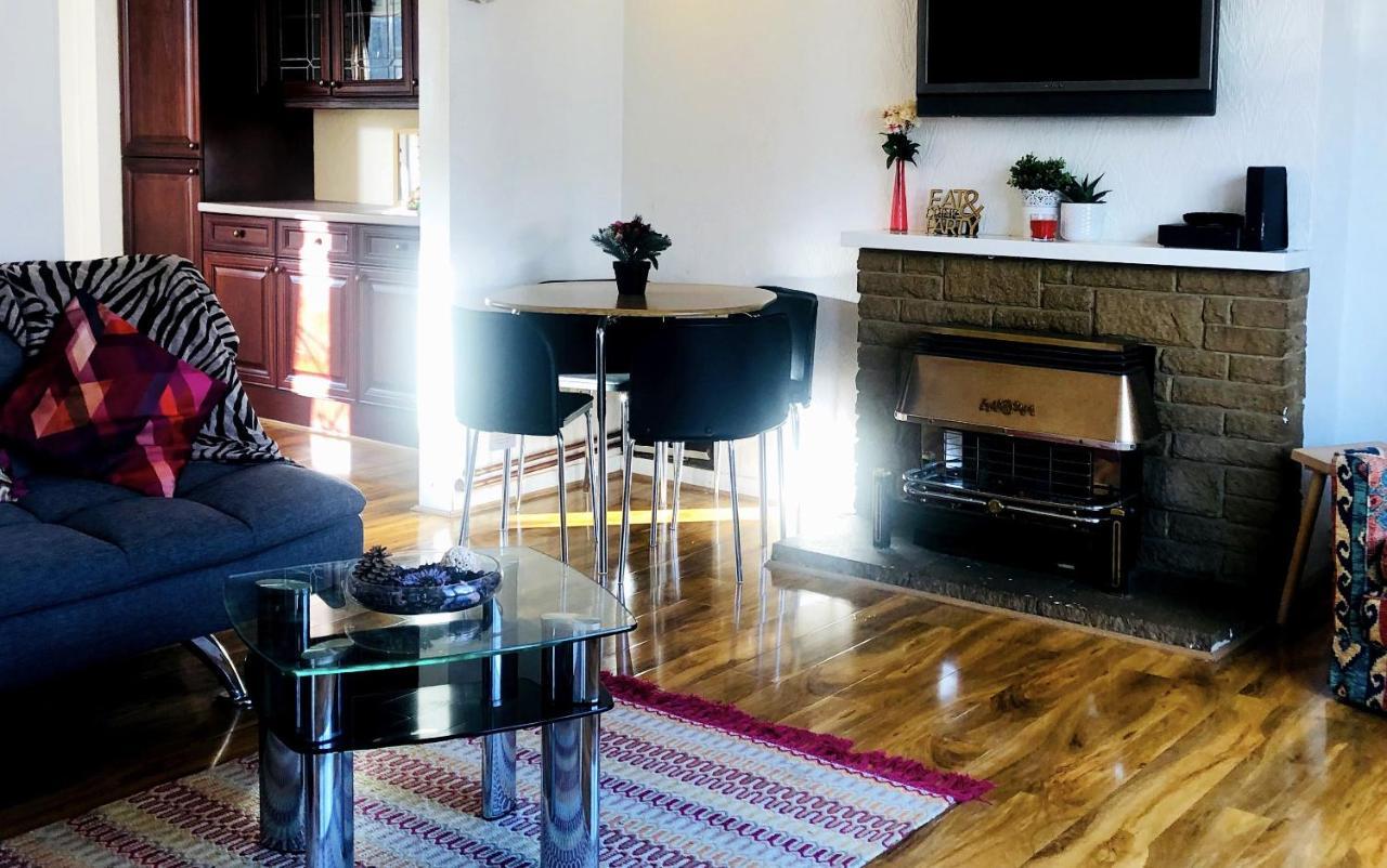 33Sm Dreams Unlimited Serviced Accommodation- Staines - Heathrow Stanwell Buitenkant foto