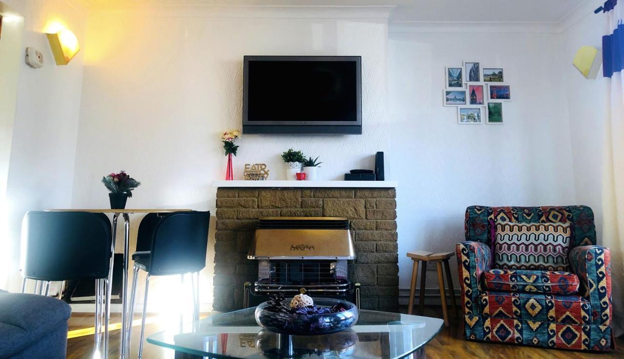 33Sm Dreams Unlimited Serviced Accommodation- Staines - Heathrow Stanwell Buitenkant foto