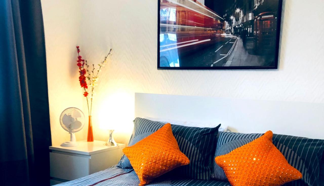 33Sm Dreams Unlimited Serviced Accommodation- Staines - Heathrow Stanwell Buitenkant foto
