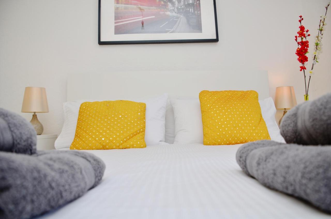 33Sm Dreams Unlimited Serviced Accommodation- Staines - Heathrow Stanwell Buitenkant foto